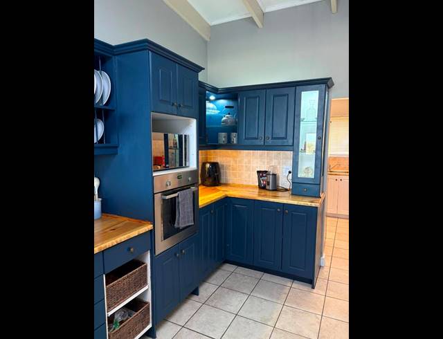 3 BEDROOM PROPERTY TO RENT IN MOUNTAIN SIDE